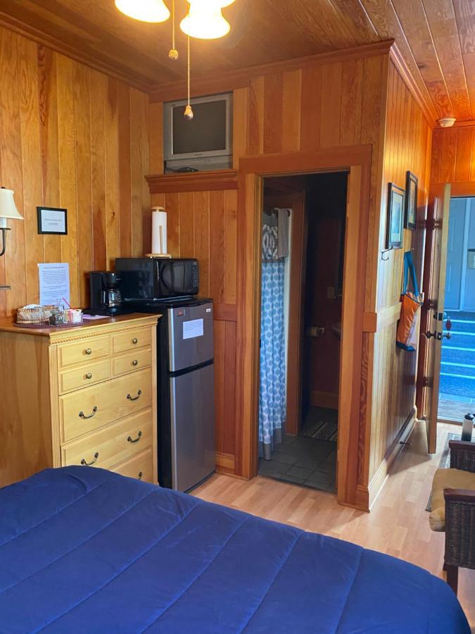 Whistling Winds Motel リンカーン・シティー エクステリア 写真