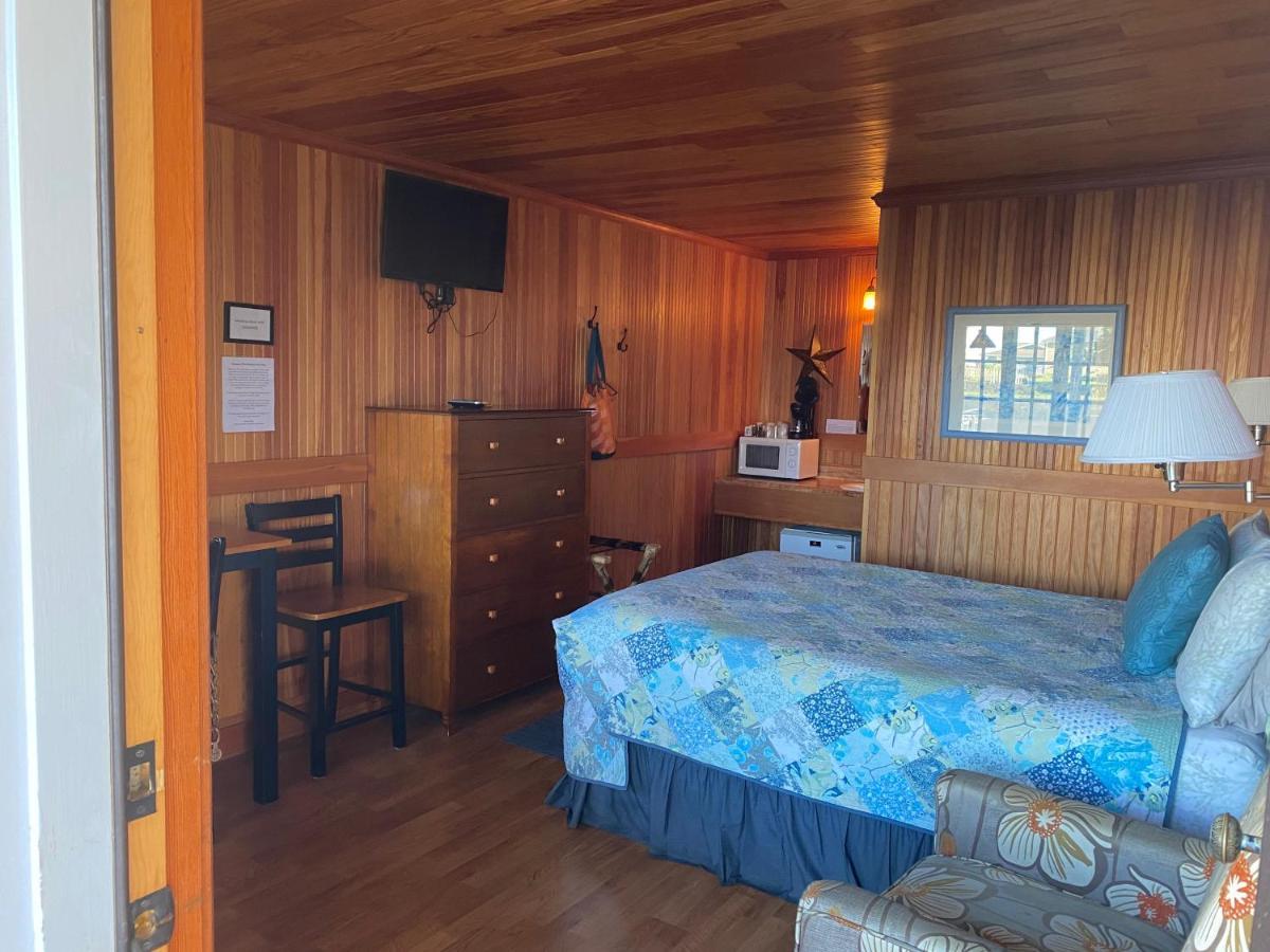 Whistling Winds Motel リンカーン・シティー エクステリア 写真