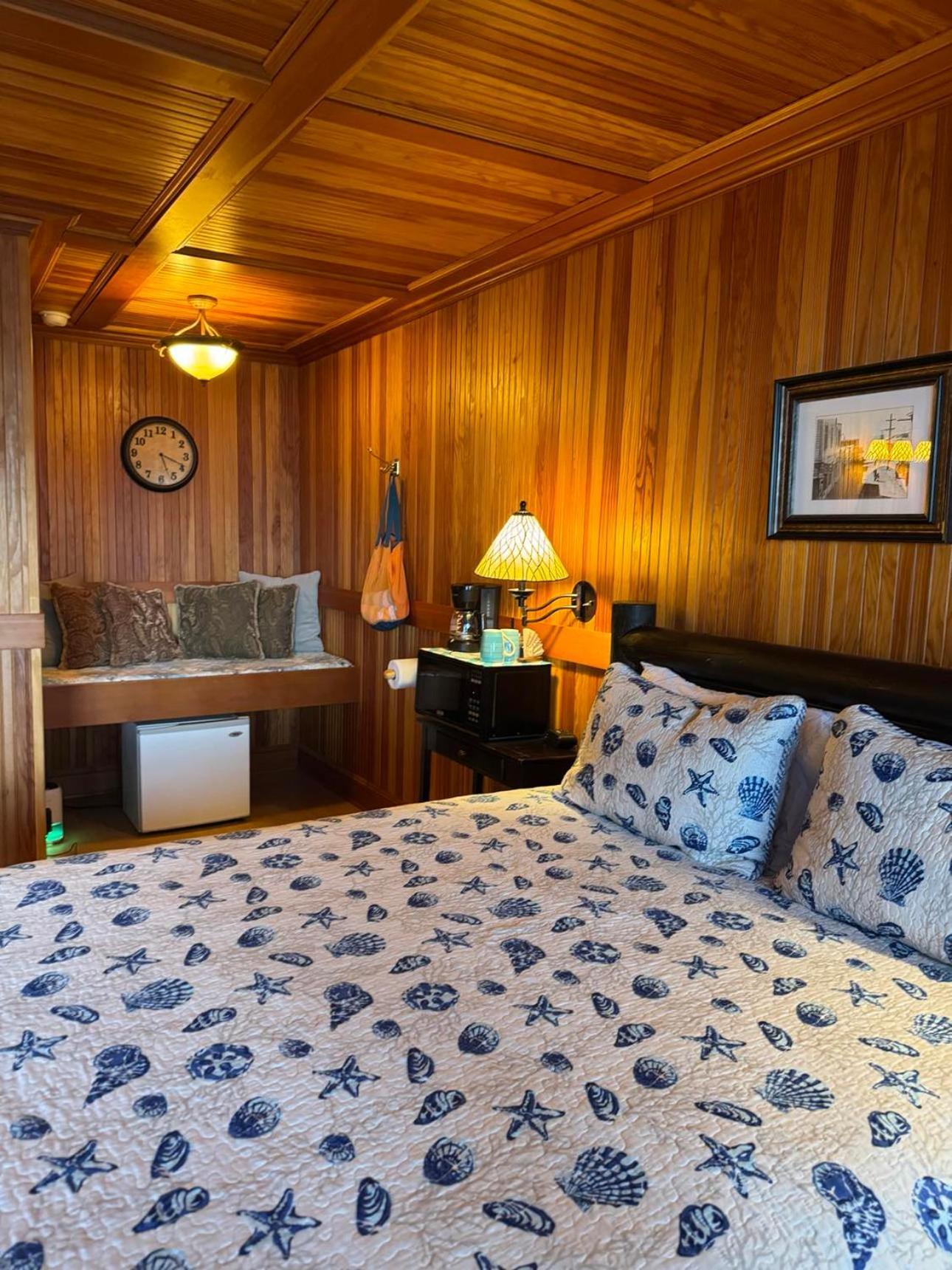 Whistling Winds Motel リンカーン・シティー エクステリア 写真